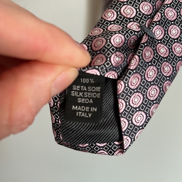 Ermenegildo Zegna 100% Silk Tie - Picture 4 of 4